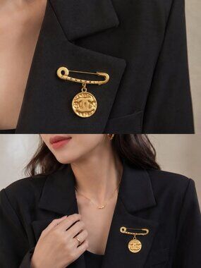 Vintage Gold Tone Safety Pin Brooch With Medallion Charm Statement Jewelry